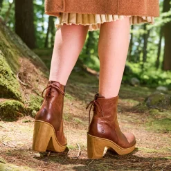 Born Shoes Capella New